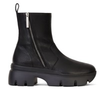 Stiefel mit Reißverschluss