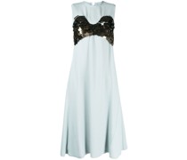Ausgestelltes Kleid
