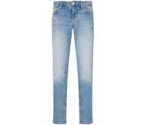Schmale J06 Jeans im Distressed-Look