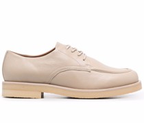 Klassische Derby-Schuhe