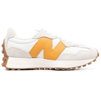 Sneakers mit Logo-Patch