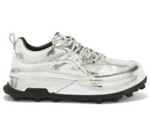 Sneakers im Metallic-Look