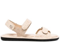 Sandalen mit Kroko-Effekt