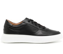 Sneakers mit Logo-Stickerei