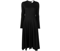 Ausgestelltes Kleid
