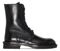 Stiefel im Military-Look