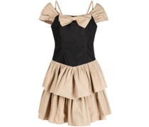 Kleid mit Schleife
