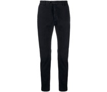 Halbhohe Slim-Fit-Hose