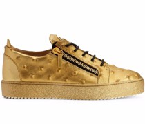 Frankie Sneakers mit geprägten Nieten