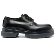 Klassische Derby-Schuhe