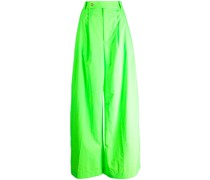 Weite Hose mit Falten