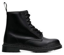 Stiefel mit Schnürung