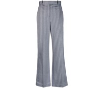 Hose mit Nadelstreifen