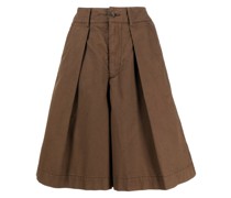 Knielange Shorts