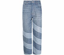 Jeans mit diagonalen Streifen