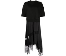 Kleid mit Spitzenborten