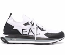 Sneakers mit Logo-Print