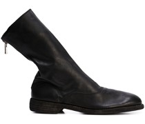 mid-calf zipped boots