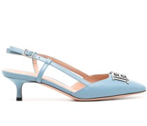 Pumps mit Logo-Schild
