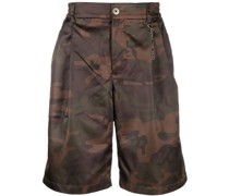 Knielange Shorts mit Camouflage-Print
