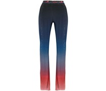 Ausgestellte Hose