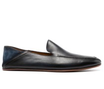 Klassische Loafer