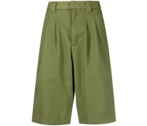 Knielange Shorts