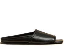 The Stagg Sandalen