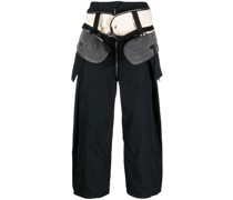 Gerade Hose mit Kontrasteinsätzen