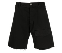 Shorts mit ungesäumten Kanten