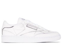 x Margiela Sneakers mit Schnürung