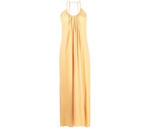 Langes Kleid mit Falten