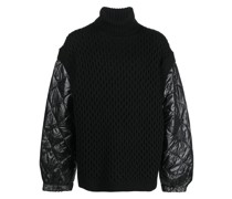 Pullover mit Kontrasteinsätzen