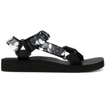 Sandalen mit Klettverschluss