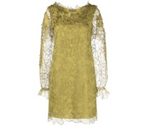 Klassisches Spitzenkleid