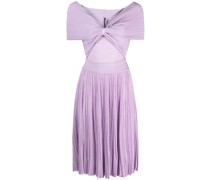 Kleid mit tiefen Schultern
