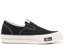 Slip-On-Sneakers mit Logo-Patch
