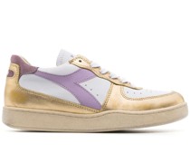Sneakers in Metallic-Optik