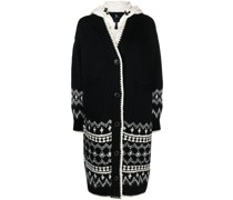 Strickmantel im Layering-Look