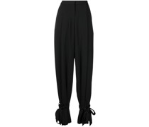 Hose mit Schlitz
