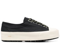 Sneakers aus Canvas
