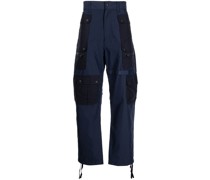Hose mit mehreren Taschen