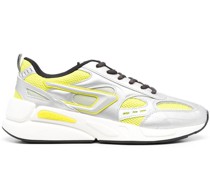 Klassische Sneakers