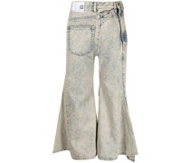 Ausgestellte Cropped-Jeans