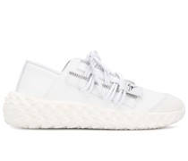 Klassische Sneakers