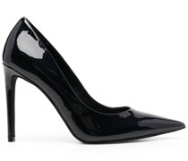 Pumps mit spitzer Kappe