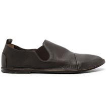 Klassische Loafer