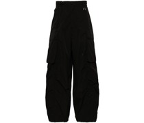tapered-leg cargo trousers