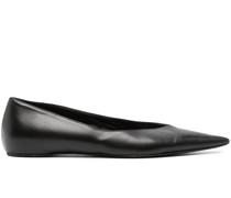 The Asymmetric Ballerinas