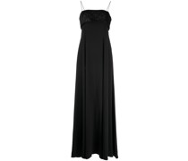 Robe mit Perlen